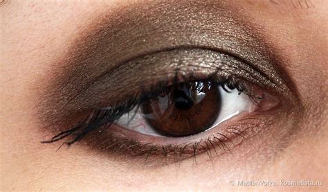 chanel eyeshadow liner kohl|Chanel eyeshadow 88 vert khaki.